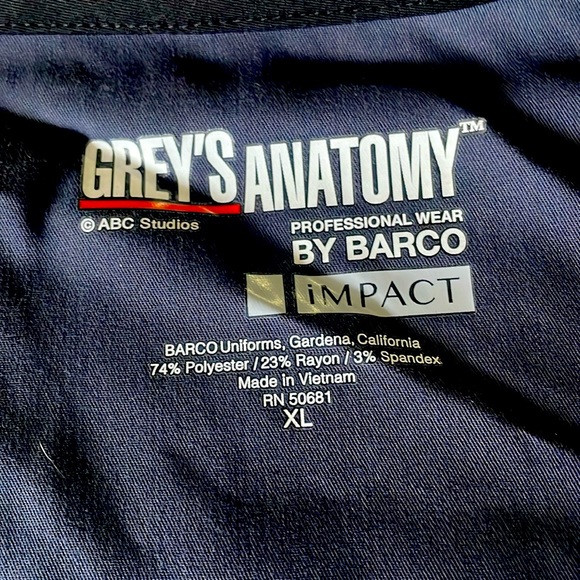 Greys Anatomy scrub Top - Picture 1 of 5